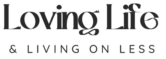 Lovinglifeandlivingonless.com logo